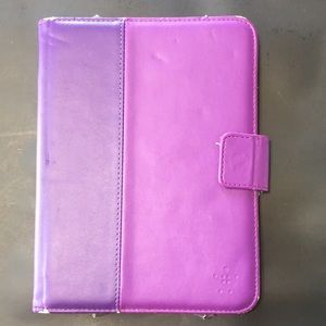 Belkin Purple Kindle Hardcover with Magnetic Clasp